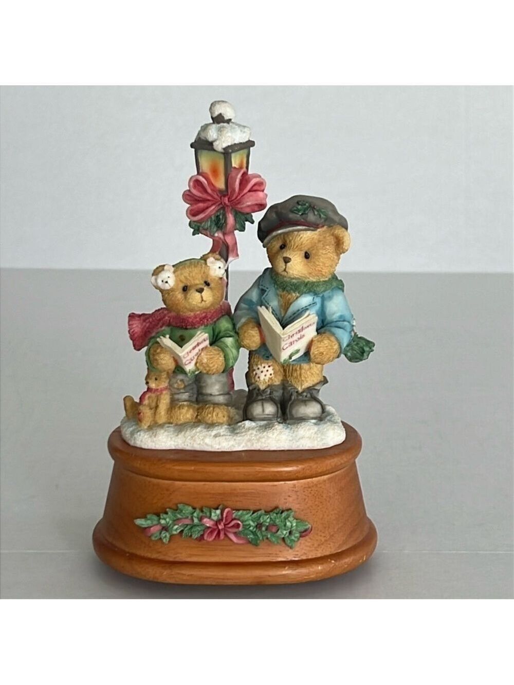 Enesco Cherished Teddies "A Very 'Beary' Christmas" Music Box Vintage 141089